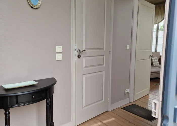 Les Fougeres * Ονφλέρ